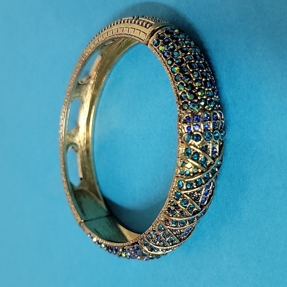 7 PIECE Heidi Daus Lavish Layers Crystal Accented Necklace Bracelet Ring Earring - Picture 10 of 16